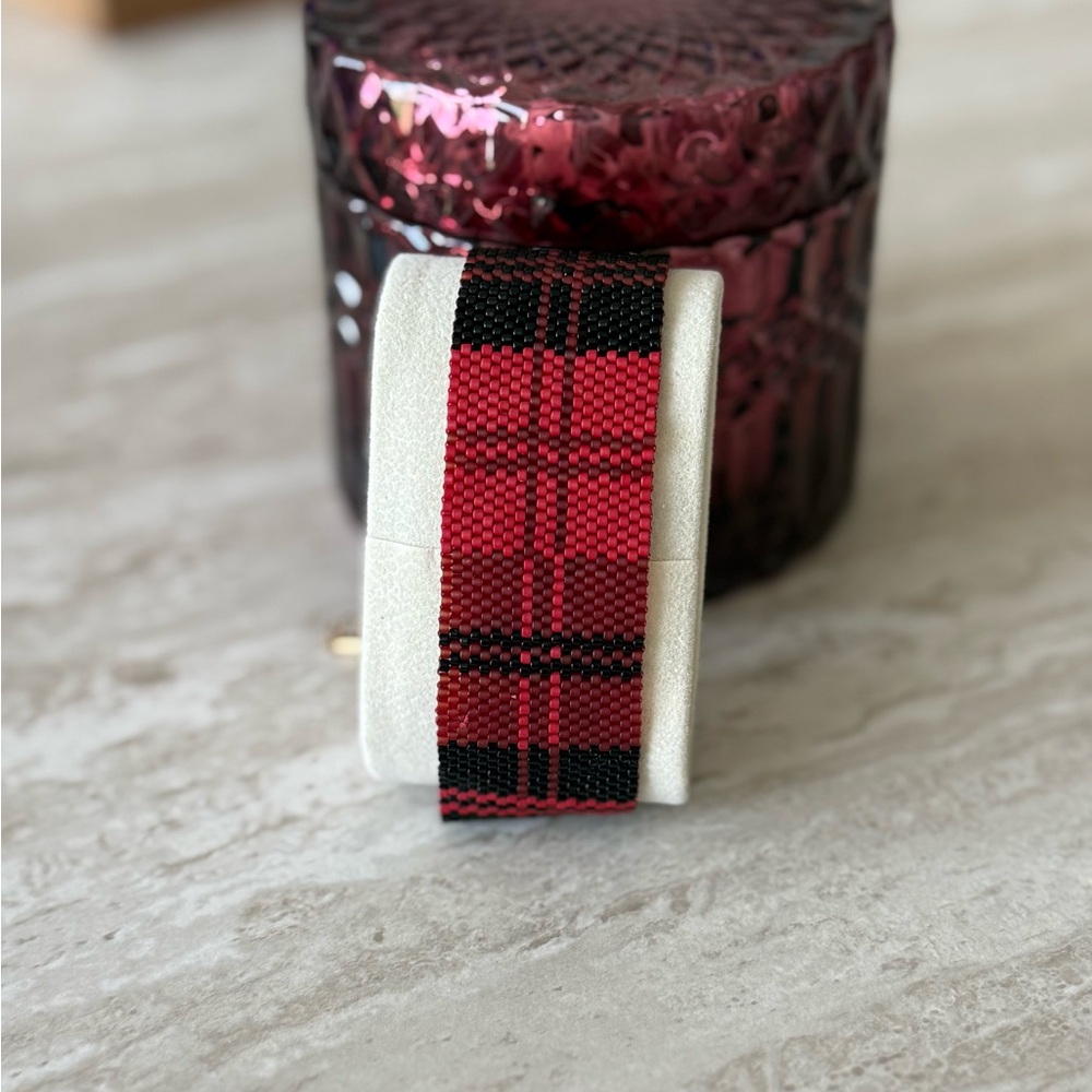Handmade Elegant Red and Black Plaid Cuff Links